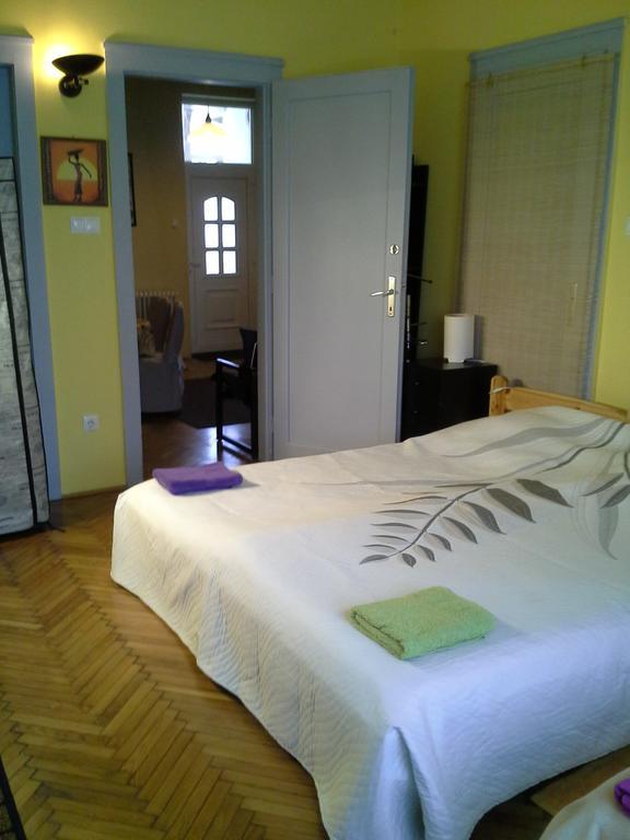 Levandium Apartman Apartment Мисколк Екстериор снимка