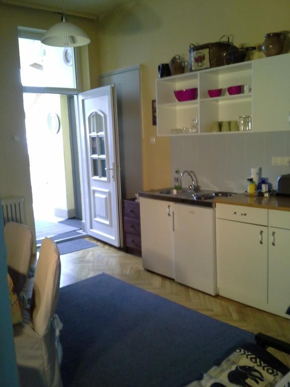 Levandium Apartman Apartment Мисколк Екстериор снимка